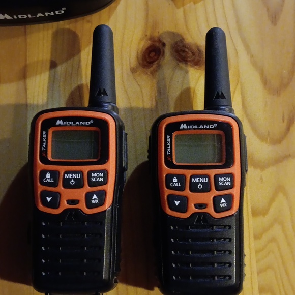 MIDLAND WALKIE TALKIES - Picture 3 of 4